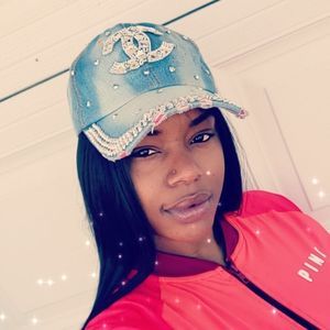 Meet your Posher, Diandra